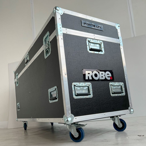 Алюминиевая табличка на кейсе