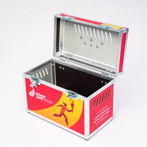 Алюминиевые кейсы для подарков в Москве