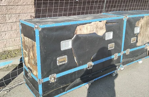 кофр из ламинированной фанеры поломанный