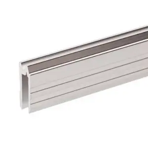Adam Hall 6133 профиль п-образный для крышки кофра 4.5 мм