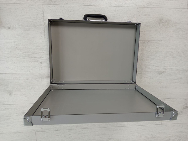 Кейс (кофр) универсальный без алюминиевого профиля Кейс (кофр) универсальный без алюминиевого профиля