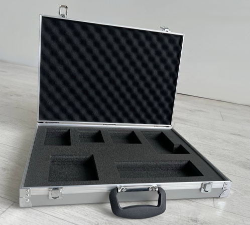 Кейс без алюминиевого профиля универсальный Кейс без алюминиевого профиля универсальный