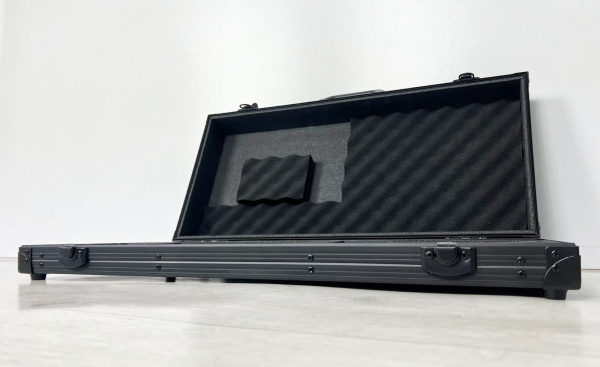 Кейс для ноутбука и отсеком для документов