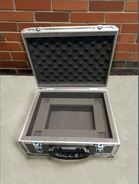 Кейс для ноутбука и планшета