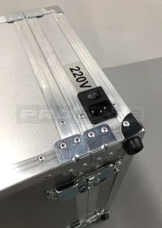 Кейс (кофр) с выдвижной ручкой Kofcase