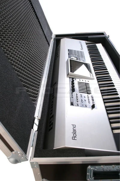 Кейс для клавишных рабочих станций Roland Fantom G8