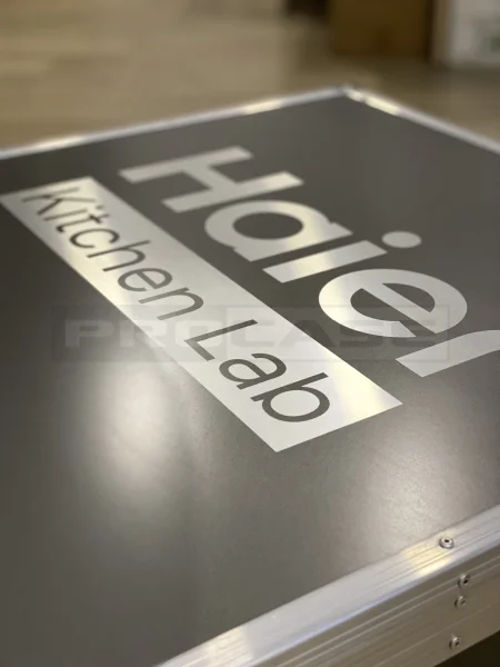 Кейс (кофр) брендированный графит с гравировкой