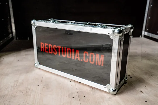 Кофр брендированный Red Studio