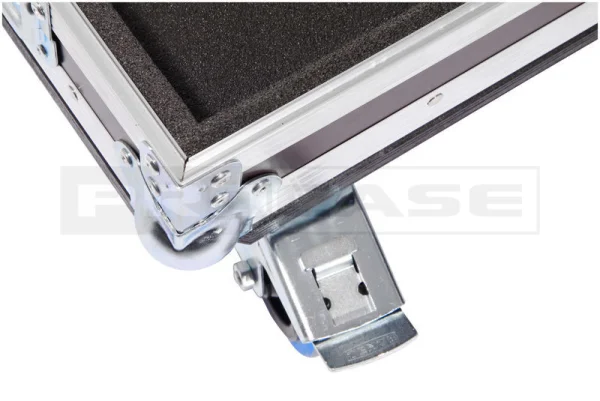 Кейс (кофр) для Fender Mustang IV  GT200 Кейс (кофр) для Fender Mustang IV  GT200