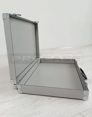 Кейс (кофр) универсальный без алюминиевого профиля