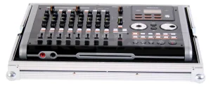 Кофр для студийного оборудования Tascam DP-02  02CF