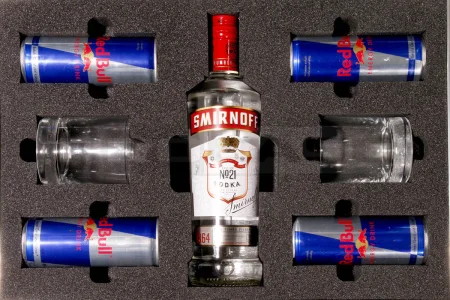 Кейс (кофр) для водки Кейс (кофр) для водки