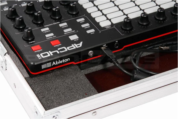 Кейс (кофр) для Akai APC 40 MKII Кейс (кофр) для Akai APC 40 MKII