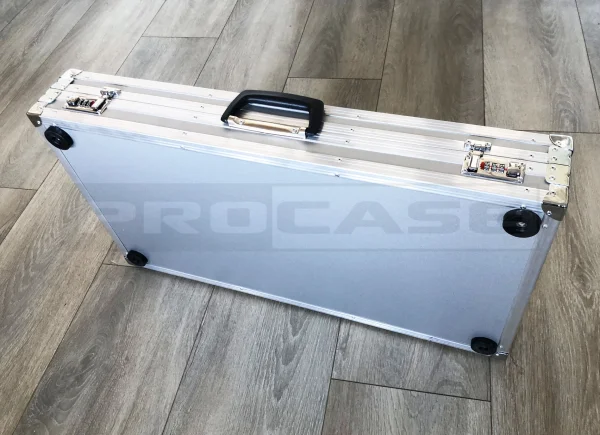 Кейс с кодовыми замками