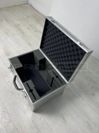 Кофр алюминиевый для оборудования на ножках