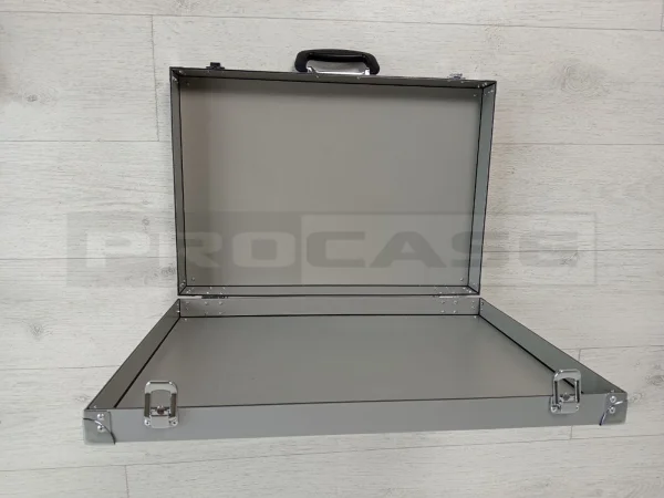 Кейс (кофр) универсальный без алюминиевого профиля