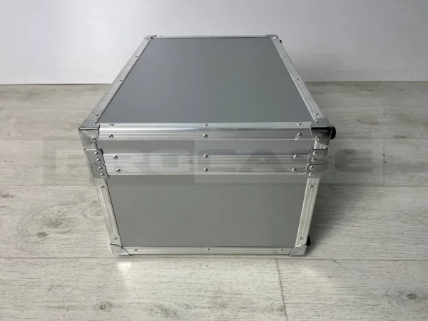 Кофр алюминиевый для оборудования на ножках