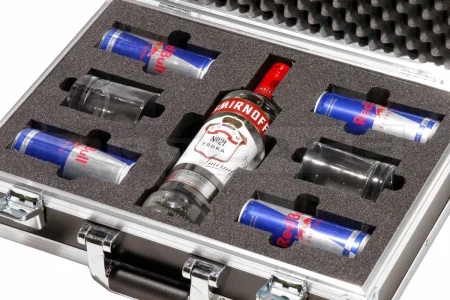 Кейс (кофр) для водки Кейс (кофр) для водки