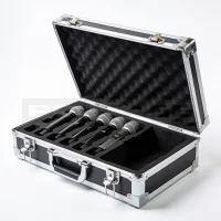 Алюминиевый кейс для 5 микрофонов