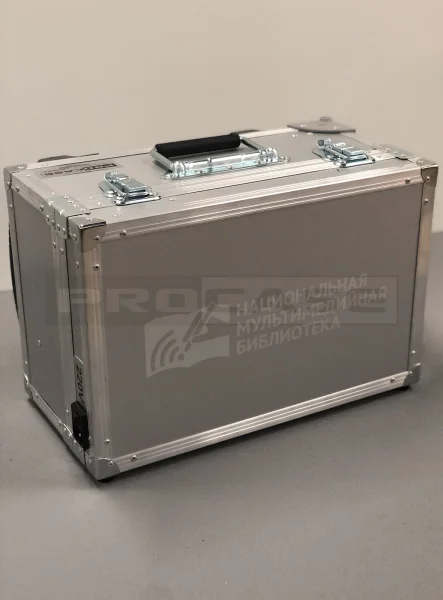 Кейс (кофр) с выдвижной ручкой Kofcase Кейс (кофр) с выдвижной ручкой Kofcase
