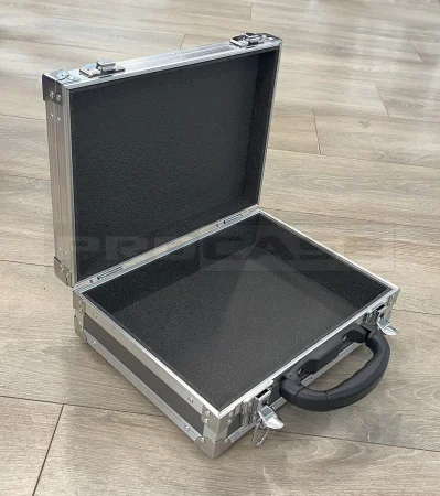 Кейс (кофр) для ценных бумаг Treus