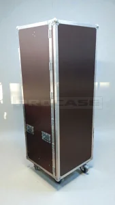 Шкаф для одежды и костюмов