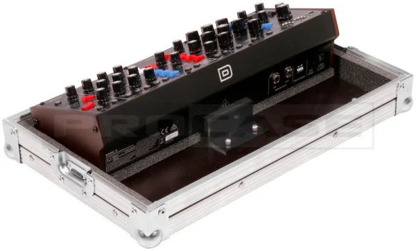 Кейс (кофр) для Behringer Model-D Кейс (кофр) для Behringer Model-D