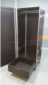 Шкаф для одежды и костюмов