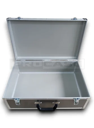 Кофр (кейс) для спортивного инвентаря универсальный Кофр (кейс) для спортивного инвентаря универсальный