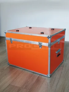 Цветной ящик для инструментов