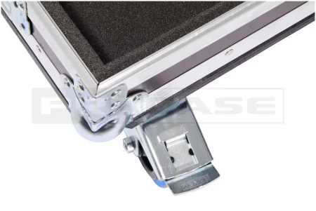 Кейс (кофр) для Fender Mustang IV  GT200 Кейс (кофр) для Fender Mustang IV  GT200