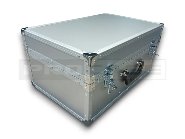 Кейс (кофр) алюминиевый для спортивного инвентаря Кейс (кофр) алюминиевый для спортивного инвентаря
