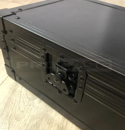 Кейс кофр для встроенного проектора