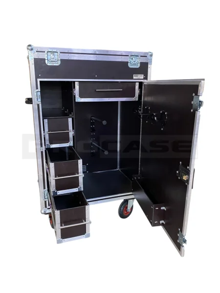 Шкаф (ларь) для конной амуниции Контаж