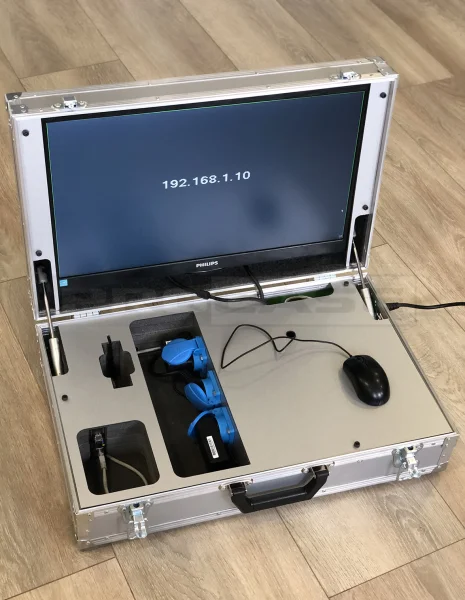 Алюминиевый кейс (кофр) со встроенным оборудованием (компьютером)