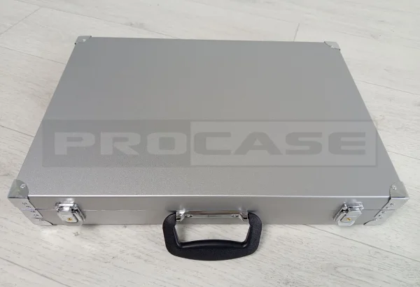 Кейс (кофр) универсальный без алюминиевого профиля Кейс (кофр) универсальный без алюминиевого профиля