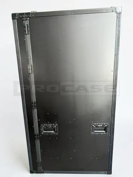 Шкаф для костюмов и одежды