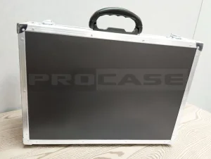 Алюминиевый кейс для 6 микрофонов