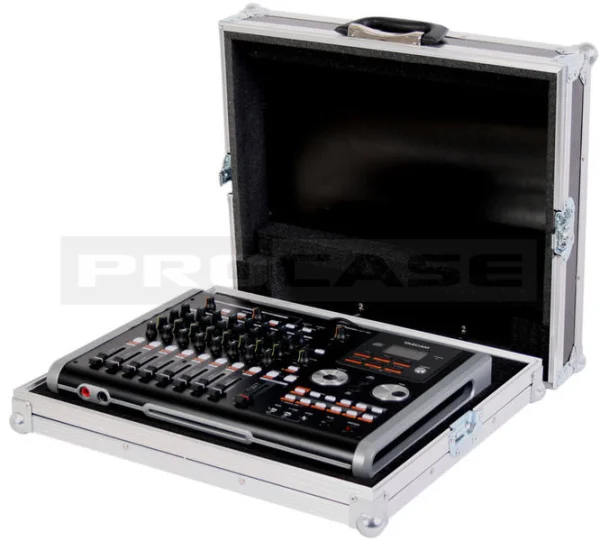 Кейс (кофр) для Tascam DP-02  02CF Кейс (кофр) для Tascam DP-02  02CF