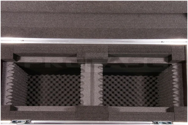 Кейс (кофр) для 2 Showtec Phantom 75LED