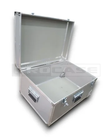 Кофр алюминиевый  универсальный для спортивного инвентаря