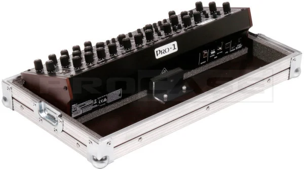 Кейс для синтезаторов Haubencase Behringer Pro-1