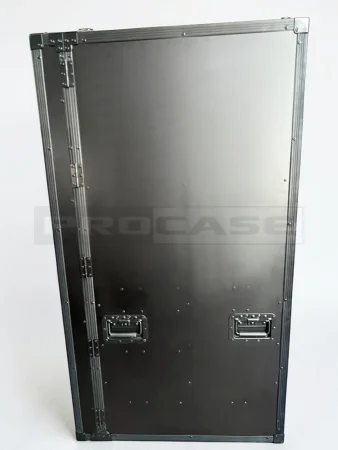 Шкаф для костюмов и одежды