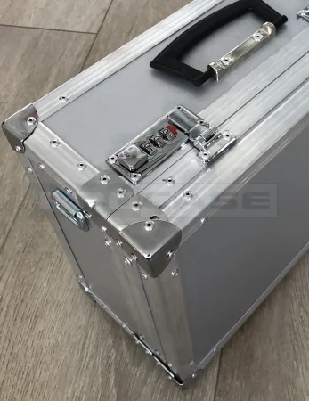 Кейс (кофр) с кодовым замком Lokin