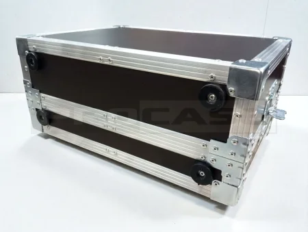 Кофр для педалборда