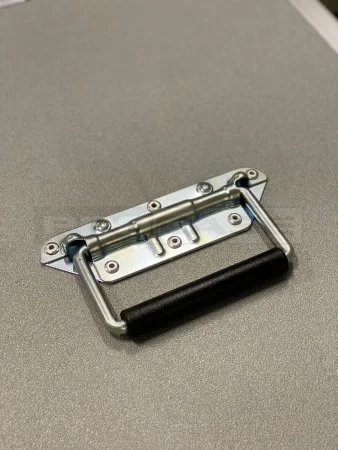 Кейс (кофр) с выдвижной ручкой Heltux