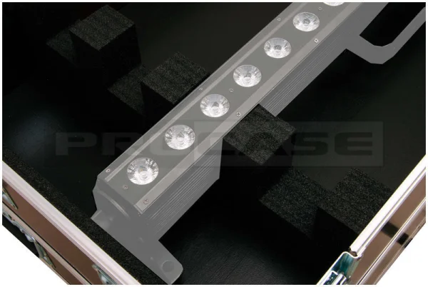 Кейс для светового оборудования 4x Showbar Tri LED 18x3W