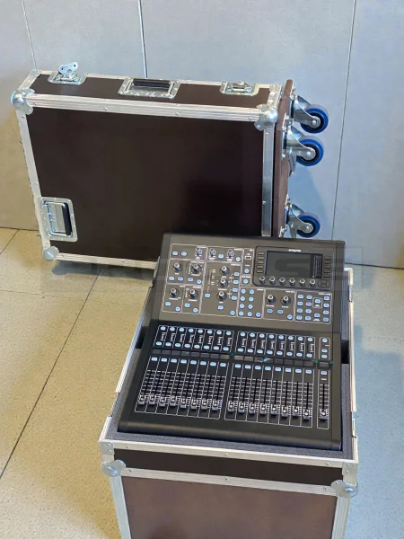 Кейс для DJ оборудования