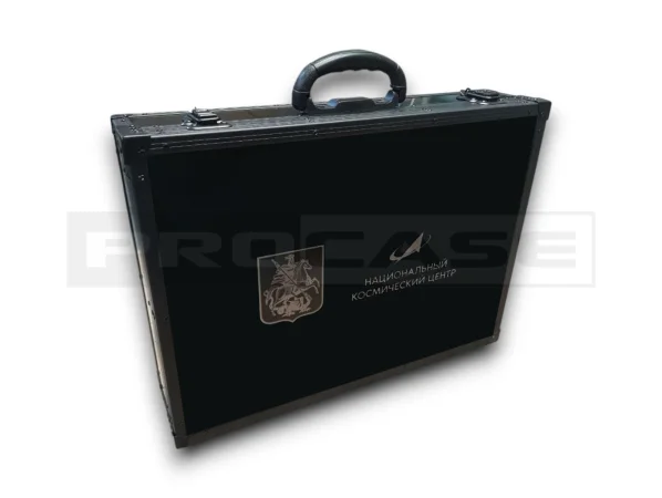 Универсальный кейс для ноутбука