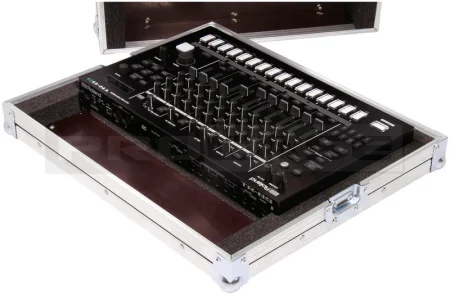 Кейс для драм машин Roland TR-8S